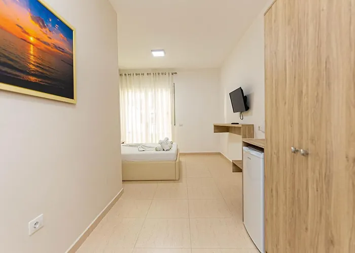 Jordan's 3* Vlorë