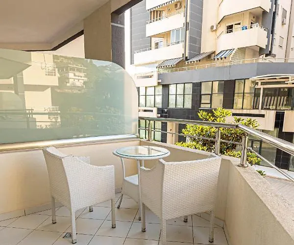 Jordan's 3* Vlorë