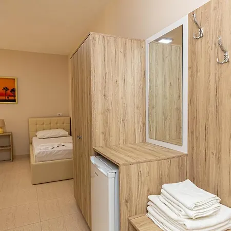 Jordan's 3* Vlorë